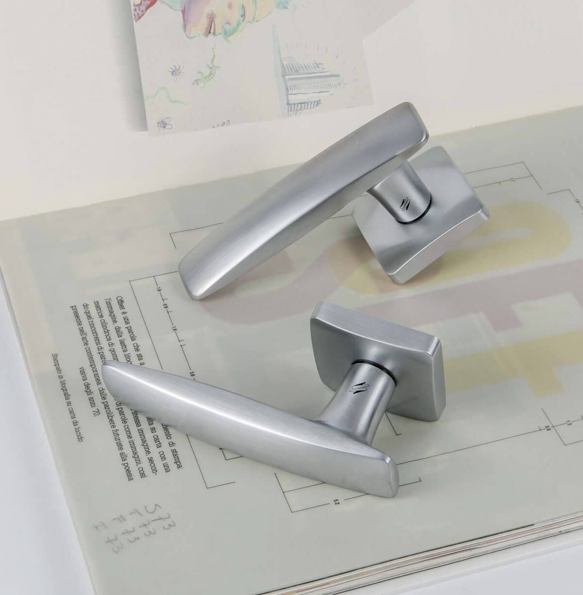 COLOMBO DESIGN — İç Kapı Kolları - BOLD PT11